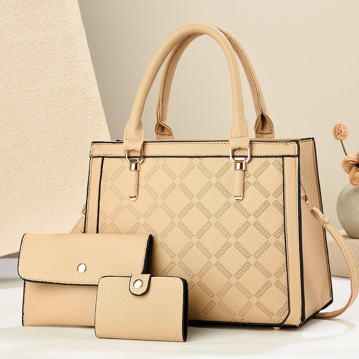 Bolso de mano de alta gama para mujer 2025 nuevo diseño de nicho bolso de hombro simple de moda bolso casual de moda