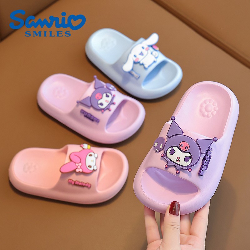 Factory direct Sanrio children's slippers baby indoor sandals boys and girls bathroom non-slip excrement feeling word slippers