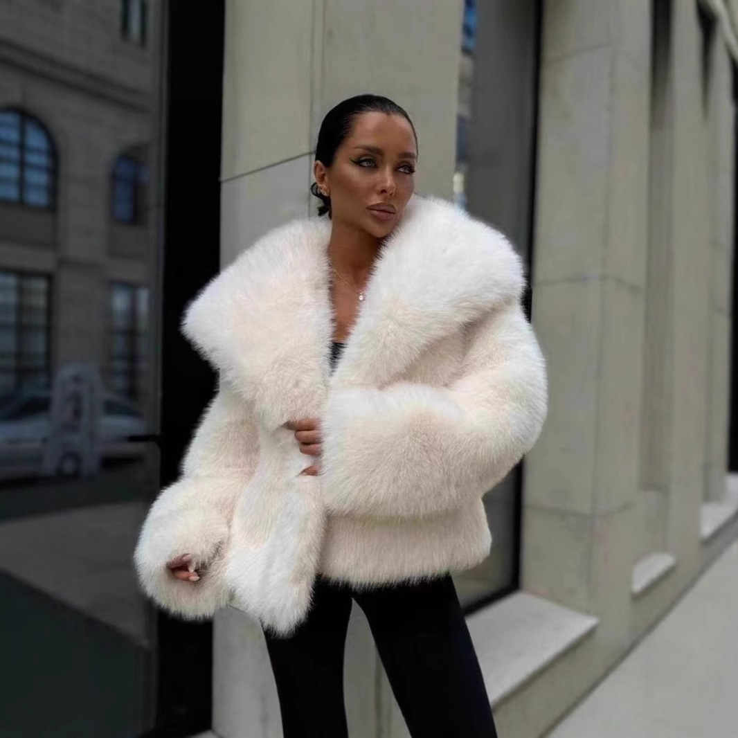 Winter Oversize Lapel Collar Faux Fur Jacket Women Short Fox Fur