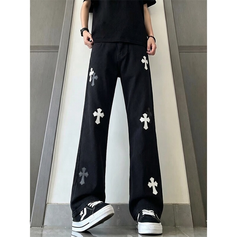 American high street style white denim jeans with leather patch and embroidered cross, men's casual straight-leg, slightly flared trousers American high street style white denim jeans with leather patch and embroidered cross, men's casual straight-leg, slightly flared trousers
