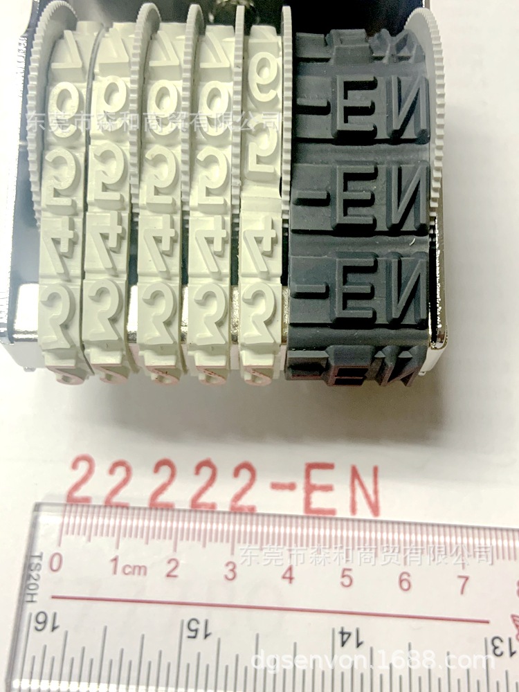 �����ָ�18�ͣʹ�� ����ӡ�� ���ĺ��� ��ĸ ����ӡ�� ��װƤ��