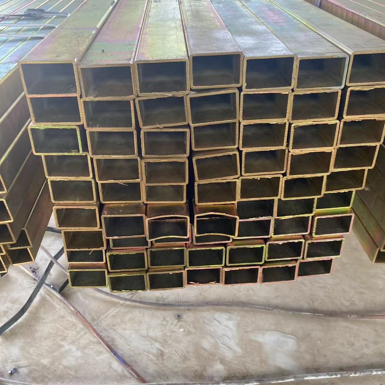 Ingeniería de decoración de edificios, resistencia a terremotos, a prueba de óxido, tubo cuadrado galvanizado en caliente, tubo cuadrado de muebles, tubo cuadrado sin costura, tubo cuadrado galvanizado en frío