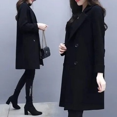 新商品の春の冬はヘボン風のポケットの毛を厚くします。コートの女性は黒で痩せています。