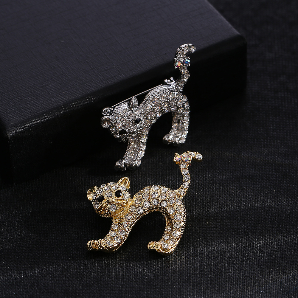 Daily Occasion Retro Pin Animal Cat Alloy Unisex Brooches