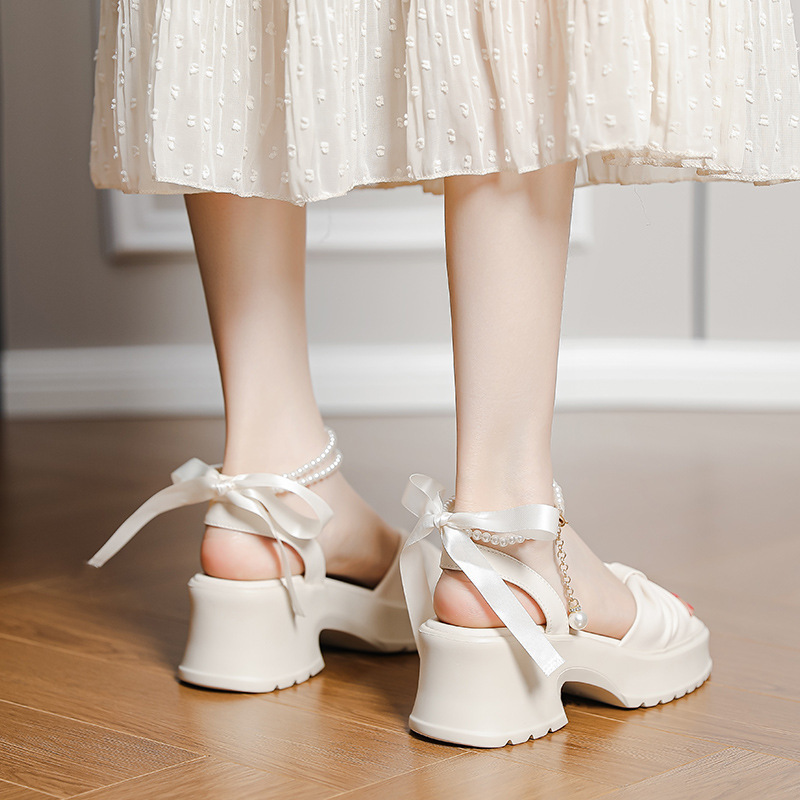 Women's Thick-soled Sandals 2025 New Summer Not Tired Feet Gold Style Pearl Bow High Heel Soft-soled Roman Shoes