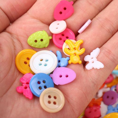 Factory direct sales, colorful mixed cartoon resin buttons, kindergarten stickers, children's plastic buttons, round