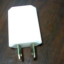 苹果4代手机充电器单色模外壳.  澳规