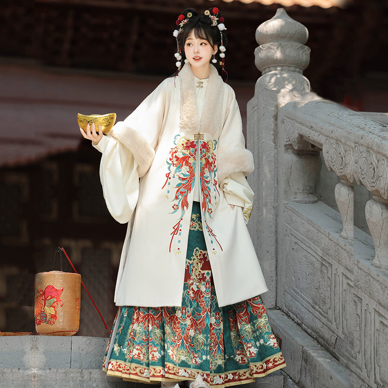 Original autumn and winter Hanfu for women [Xiyu] Ming-style combined-collar fur coat and horse-face skirt New Year's greeting outfit, winter style with fleece lining