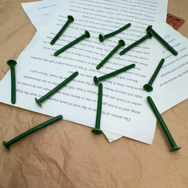 4.5cm Bullet-Shaped Plant Accessories Flower Pins, Artificial Flower Arrangements, Simulated Large Chrysanthemum Base, Small Indoor Decoration 4.5cm Bullet-Shaped Plant Accessories Flower Pins, Artificial Flower Arrangements, Simulated Large Chrysanthemum Base, Small Indoor Decoration
