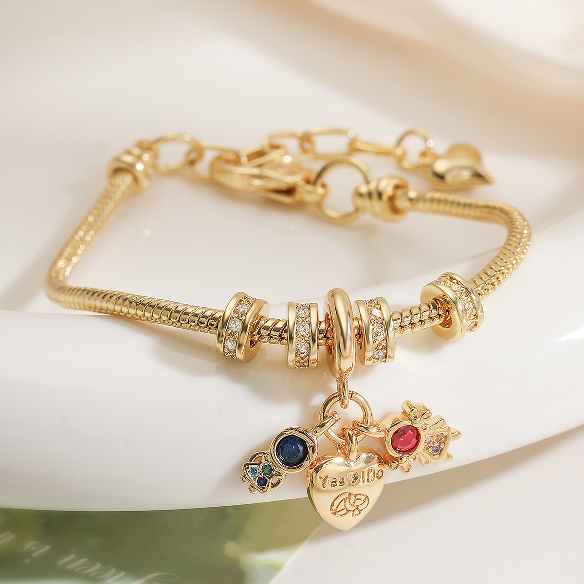 Aogu Cross-border Copper Plated 18K Gold Set Zircon Pendant Bracelet for Boys and Girls New Design Sense Niche Personality Bracelet