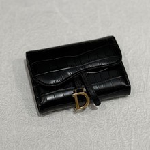 �{�~�y��Ƥ�L�ٿ����C���AŮʿС���ֳֿ��״�������Ƭ���T����