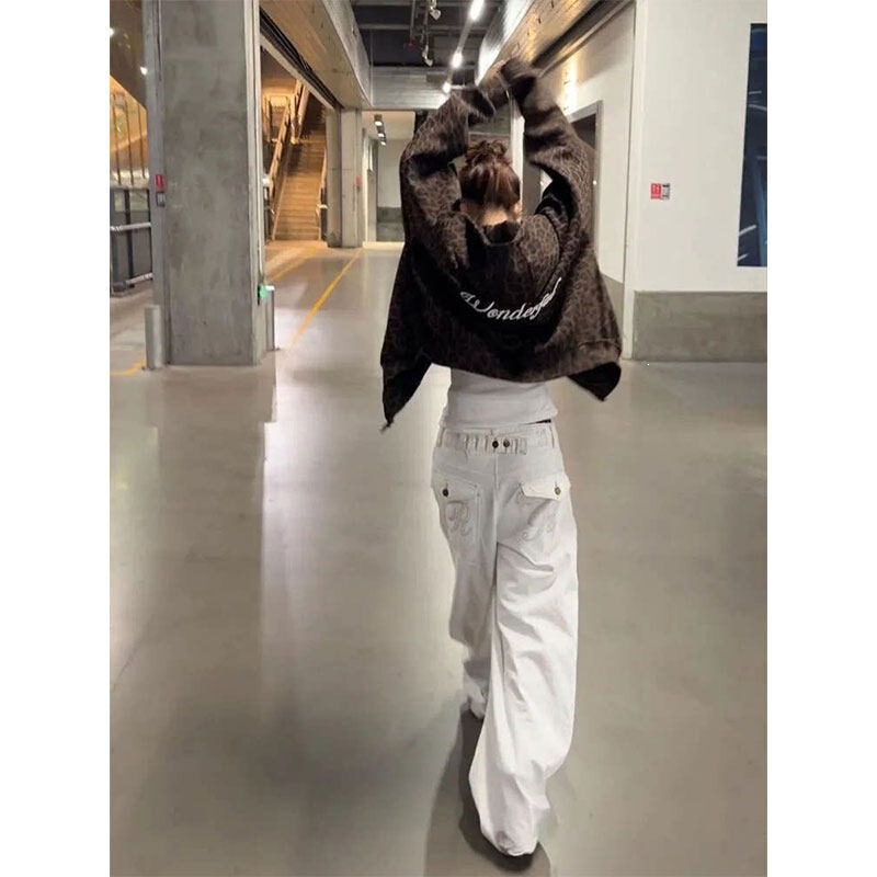 American high street style white embroidered high-waisted jeans for women, 2026 summer, loose fit, slimming, straight wide-leg pants American high street style white embroidered high-waisted jeans for women, 2026 summer, loose fit, slimming, straight wide-leg pants