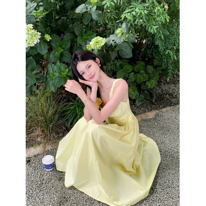 Нежное желтое платье на подтяжках на шнуровке для женщин, лето 2025, новая элегантная юбка трапециевидной формы средней длины с утягивающим эффектом на талии
