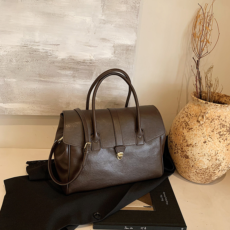Bolsas de moda simple temperamento de cuero suave viaje de hombro mochila de gran capacidad transfronteriza bolsos de mano mujeres image 4