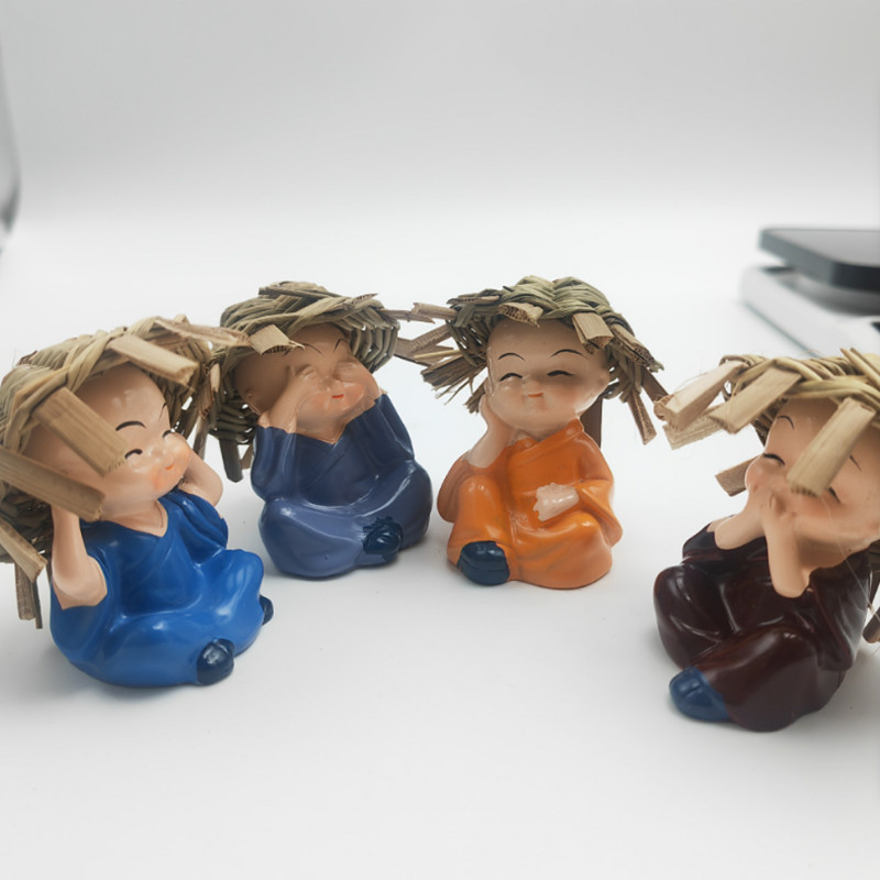 자동차 장식품 자동차 액세서리 홈 액세서리 4 작은 몽크 책상 인형 자동차 장식품 밀짚 모자 스님