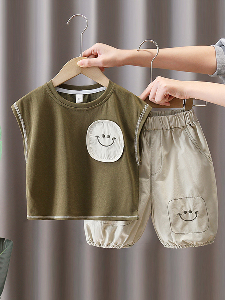 8134 Traje de manga corta para niños Verano 2025 Nuevos niños Guapo Verano Bebé Ropa delgada de dos piezas