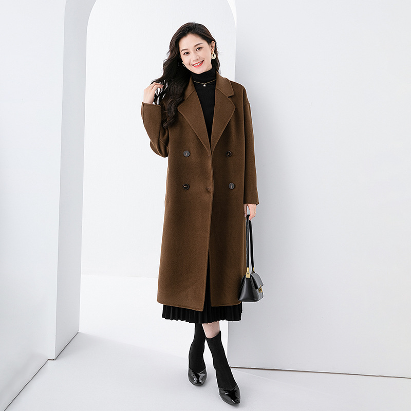 레드 다크 브라운