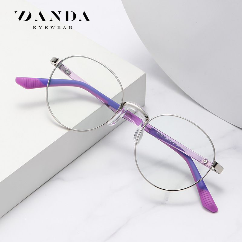 2023 nuevas gafas ovaladas marco integrado de silicona almohadilla de la nariz de goma de dos colores pierna TJ842 moda Anti-azul gafas de luz