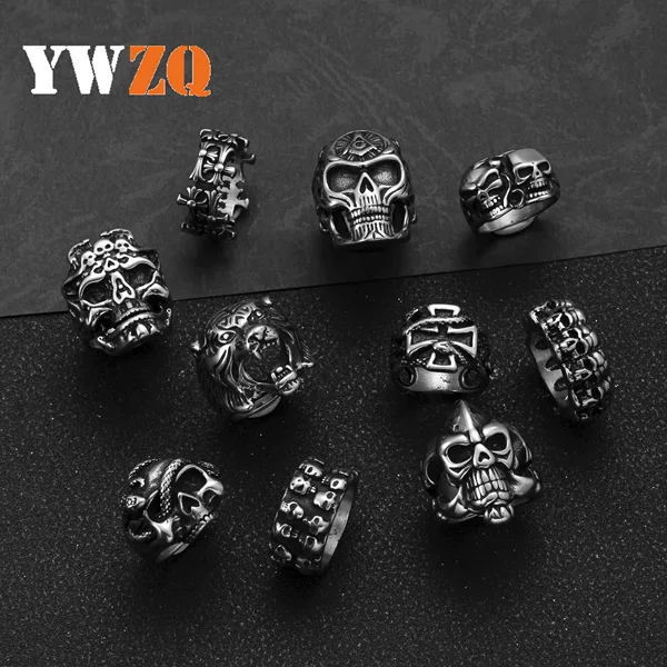 Cross-border new stainless steel jewelry personality punk style men's finger ring casting skull titanium steel ring wholesale factory