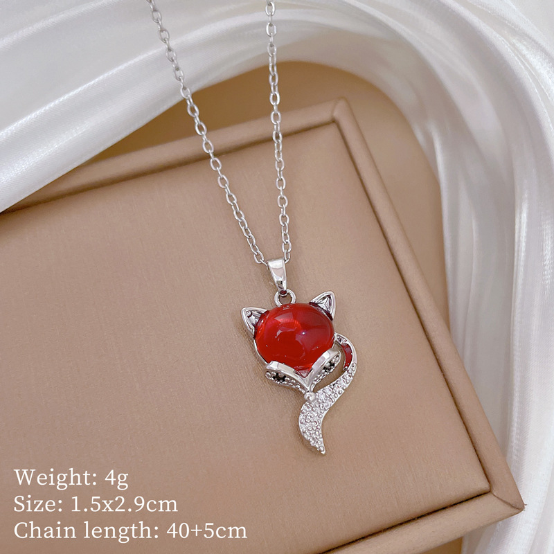 Luxe vos ketting met kristallen voor dames van titanium_voghion.com