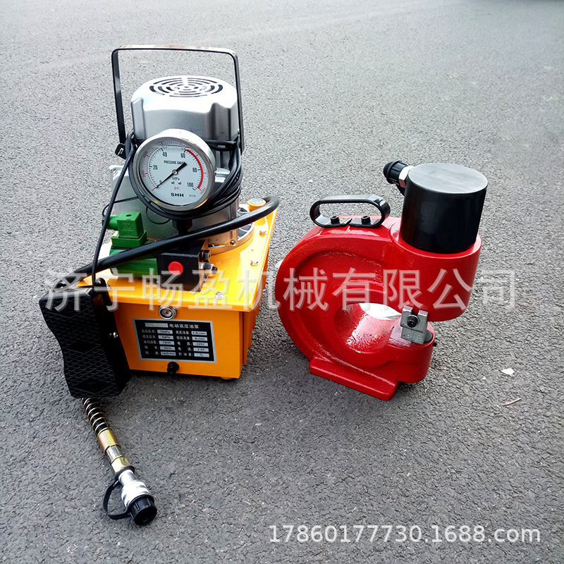 Hydraulic punching busbar processing machine copper steel plate punching machine steel plate angle iron punching hole