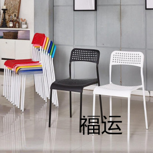 �¿�W���άF�����s���Ӽ������ϵ��ӿ�����Ӗ�ΌW���k���κڰ�