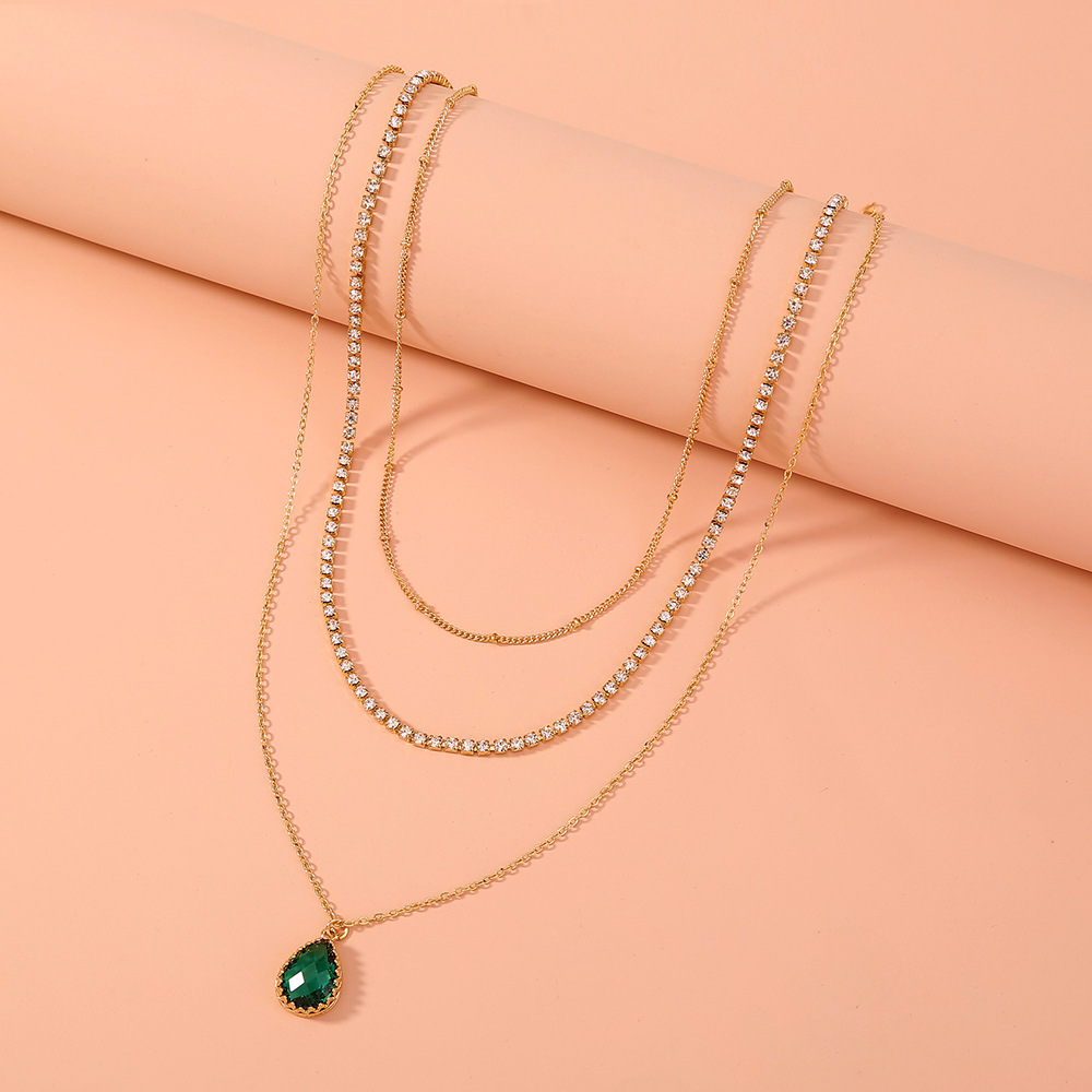 Simple Multi-layer Emerald Zircon Water Drop Necklace display picture 3