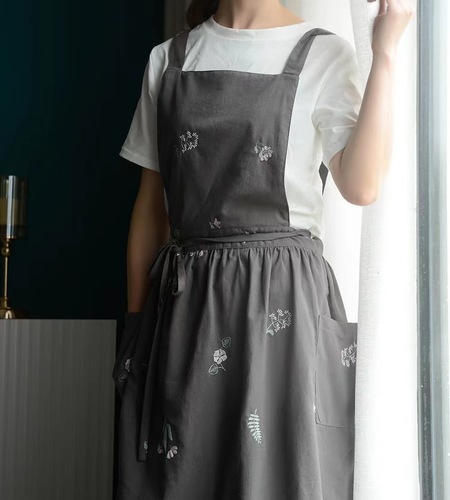Cross-border Amazon Japanese and Korean cotton and linen embroidery embroidered apron dress bakery flower shop gardening milk tea manicure coffee