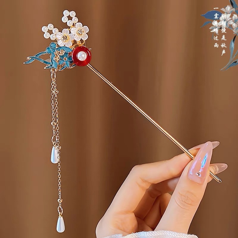 White Chinese hairpin pearl, flowered