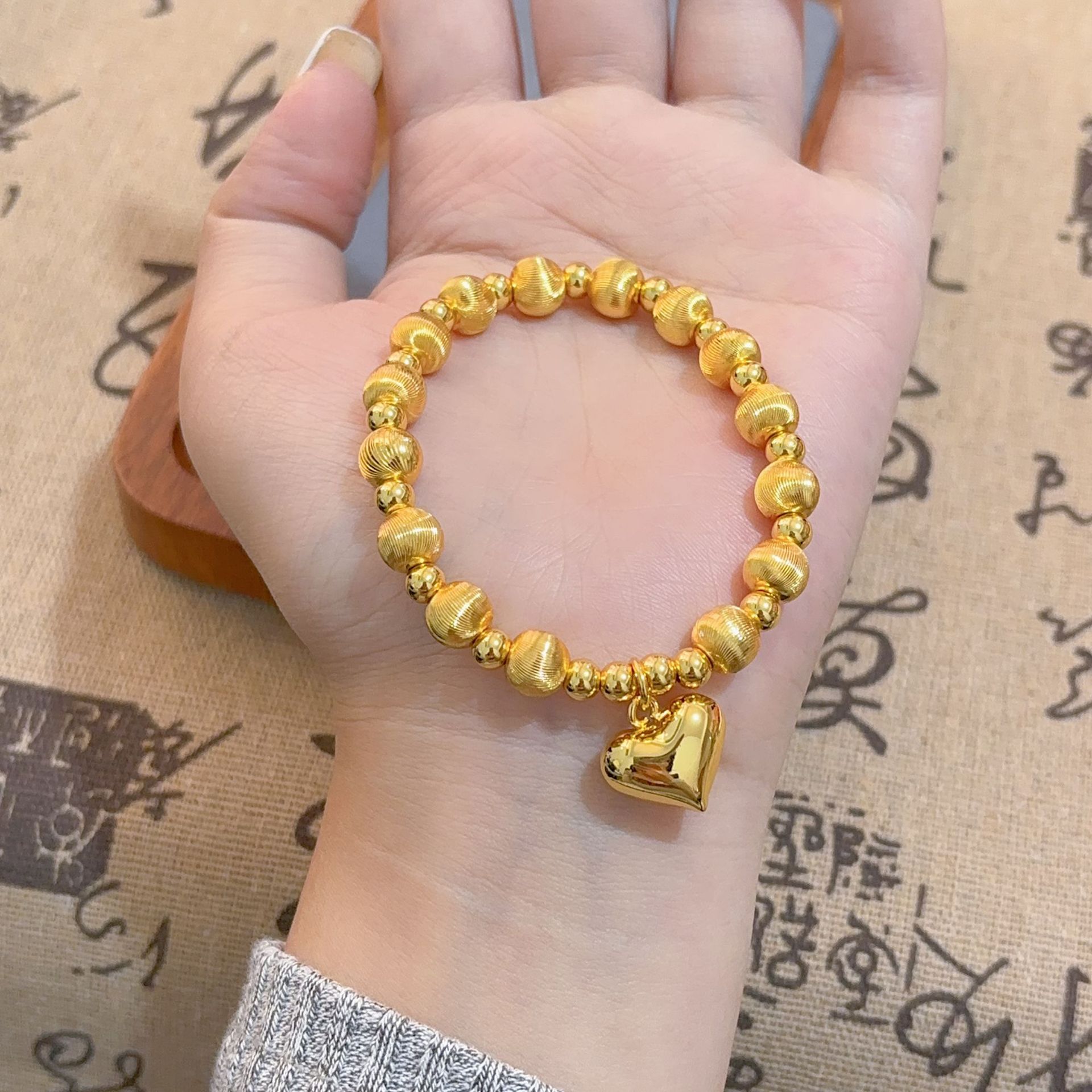 Gold shop with love cat eyes bracelet sand gold 999 new high precision texture glossy love bracelet_voghion.com