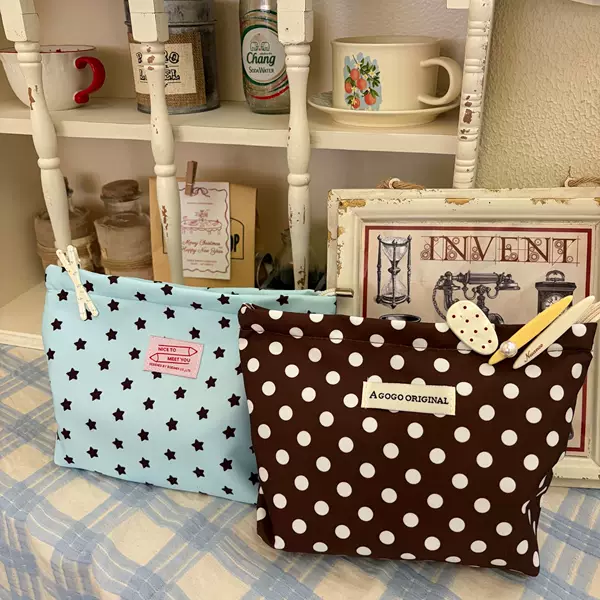 Ins-Style Korean-Style Polka Dot Star Makeup Bag, Large Capacity, High Aesthetic Value, Portable Travel Toiletry and Miscellaneous Storage Bag for Women