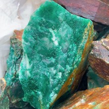 纯天然翡翠原石摆件雕刻独龙玉毛料大块玉石非洲翠珠宝原矿手镯料