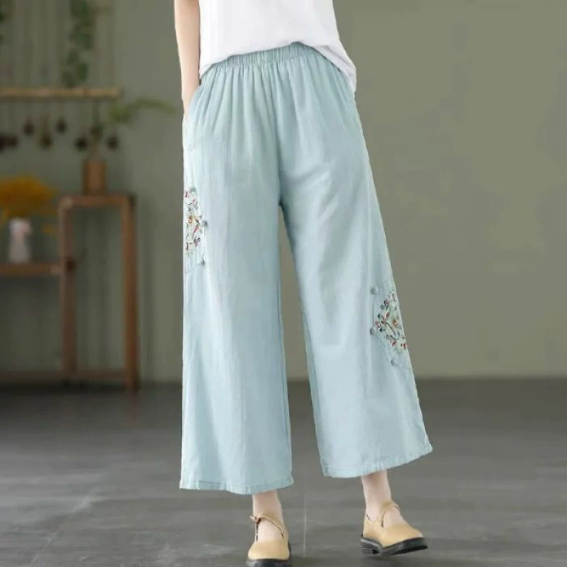 Лето 2025 г., ретро, ​​этнический стиль, вышитая пуговица, хлопок и лен, однотонные, с эластичной резинкой на талии, свободные прямые брюки с широкими штанинами, женские тонкие брюки