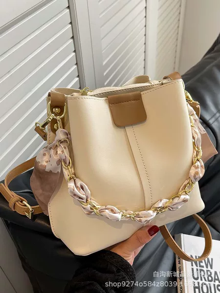 2026 Summer New Bucket Bag Manufacturer Wholesale Bags Women's Bags Internet Celebrity Hot-Selling Shoulder Bag Fresh Style Bucket Bag