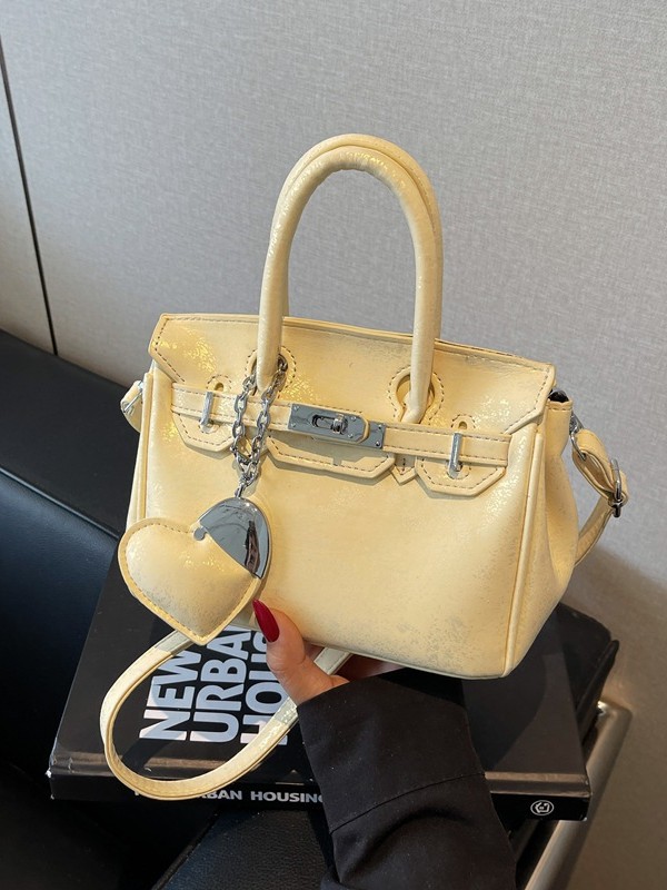 Bolso de platino popular europeo y americano transfronterizo para mujer 2025 nuevo bolso de hombro de nicho simple de moda bolso de mensajero de todo fósforo