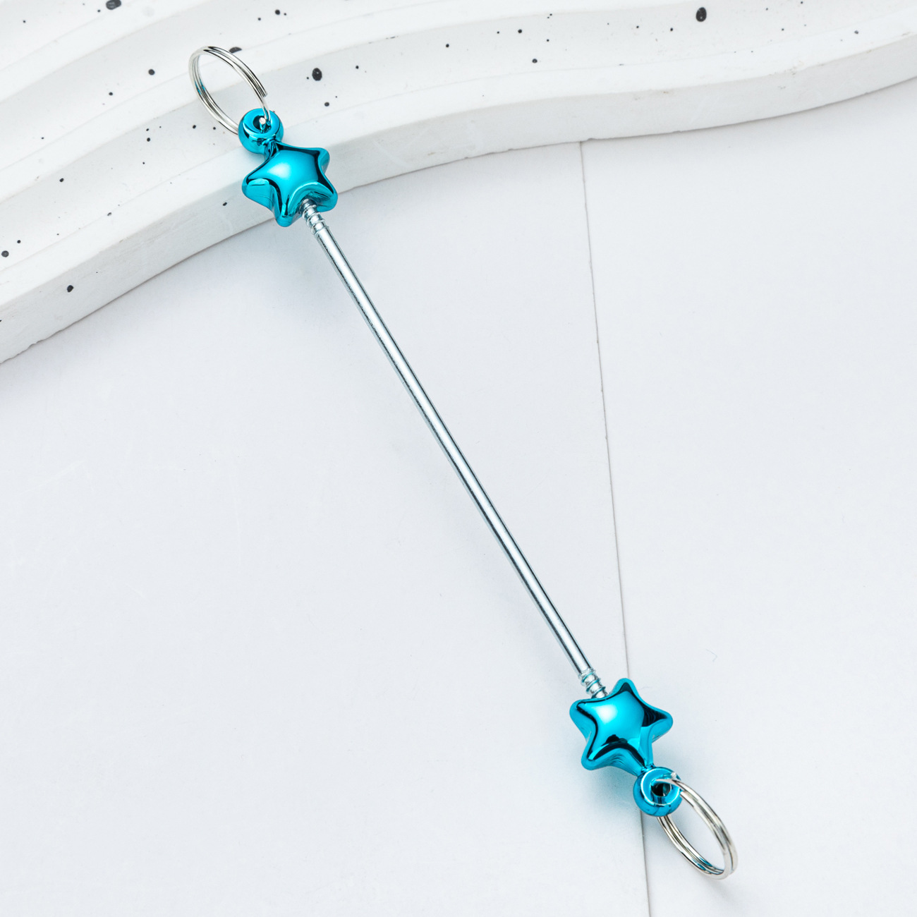 Creativo colgante de accesorios de llavero de amor con cuentas de bricolaje nuevo poste de plástico con cuentas accesorios de llavero con cuentas