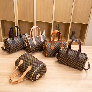 2023 New Boston Women's Bag Retro Contrast Printed Handbag Shoulder Crossbody Pillow Bag Wholesale