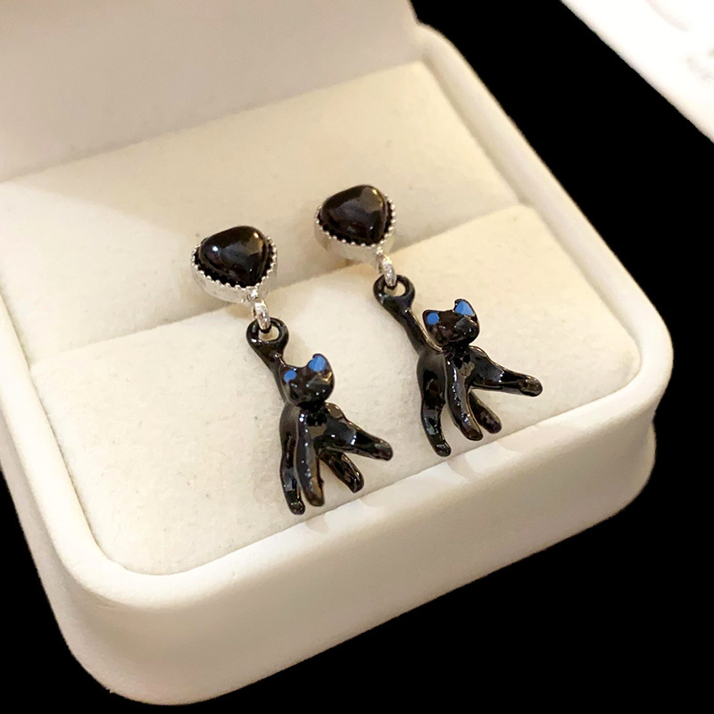 은침 에폭시 고양이 하트 귀걸이