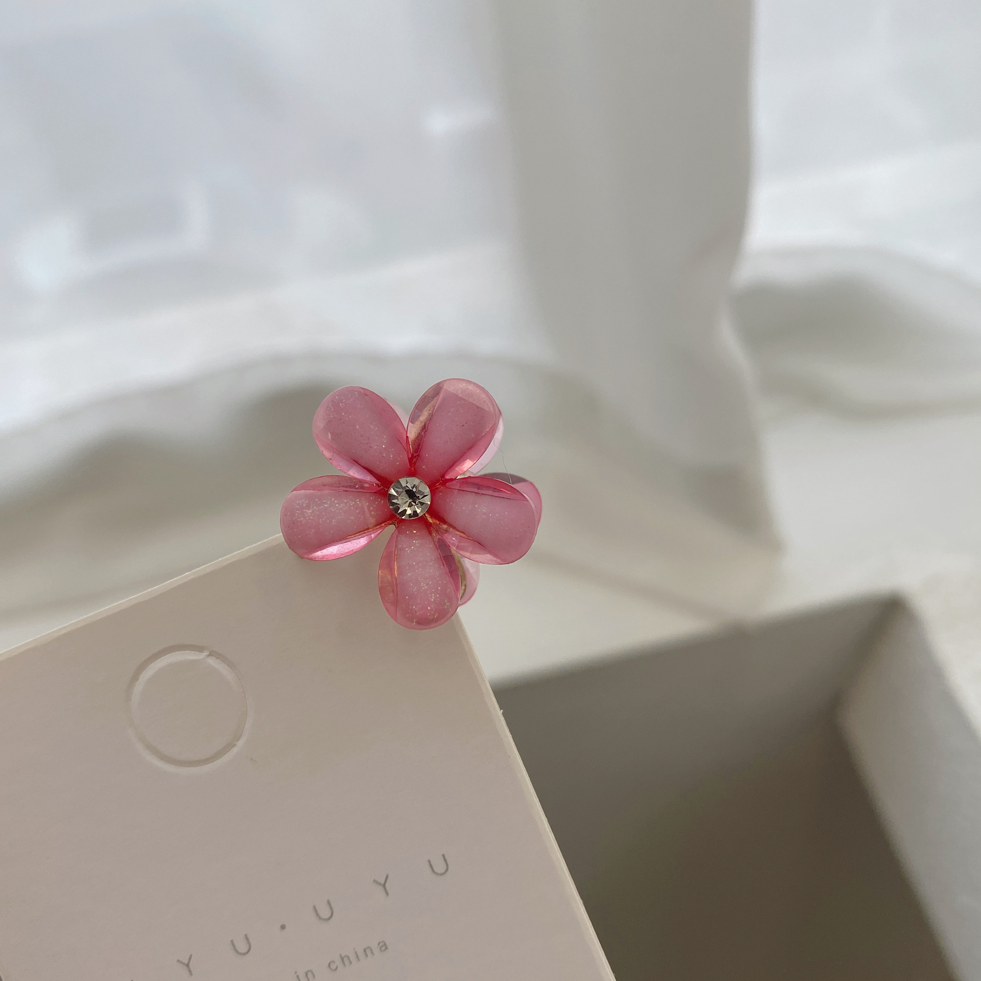 12g Weight Hair Claws Hair Accessories Type Pearl Inlay Material Vintage Style Women's Girl'S Flower Metal Pearl Hair Claws