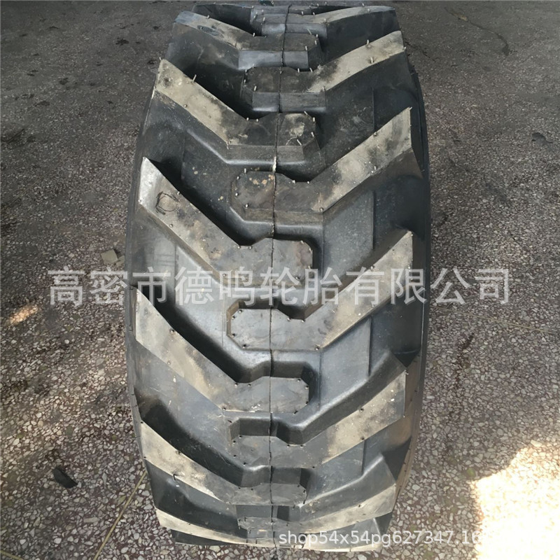 Suministro de fábrica SKID STEER cargador neumático 15-19.5 maquinaria de construcción neumático 14-17.5