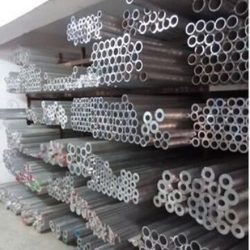 6061-t6无缝铝管国标西南6061薄壁大口径铝管80*25氧化切割