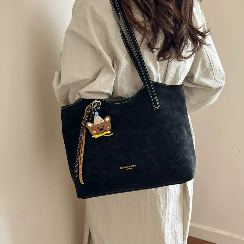 简约复古大容量包包2025新款时尚通勤女士单肩包大学生外出托特包