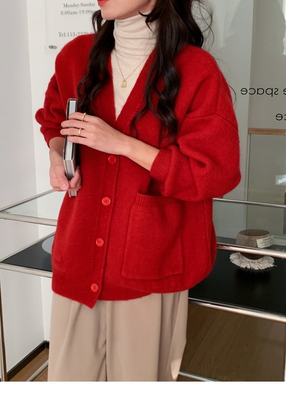 純色の乳は秋冬のセーターのカーディガンの女性の春の新型の怠惰な風がゆったりしているvネックの優しいニットの上着です。|undefined