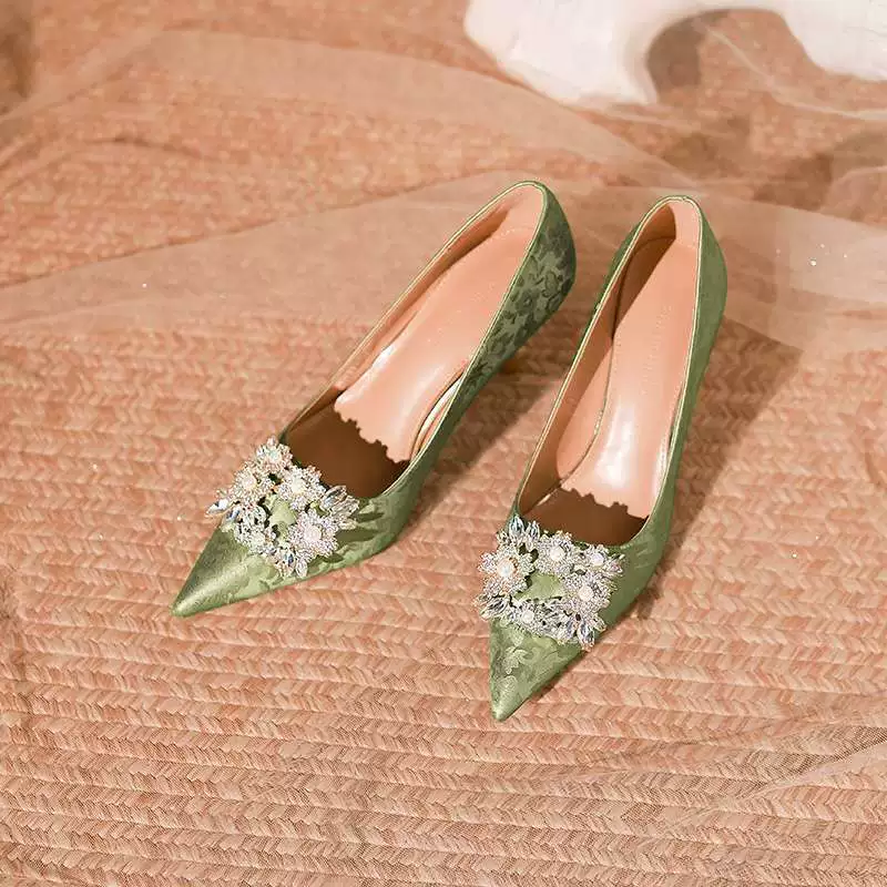 Женские туфли на высоком каблуке 2025 весна новые остроносые туфли для женщин с камнями элегантные универсальные модные свадебные туфли-стилето