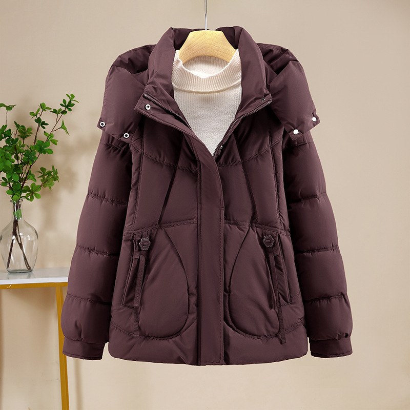 Área de algodón corta para mujeres en 2025 nuevo tipo desmontable ocio universal suelto y delgado invierno grueso chaqueta de pan