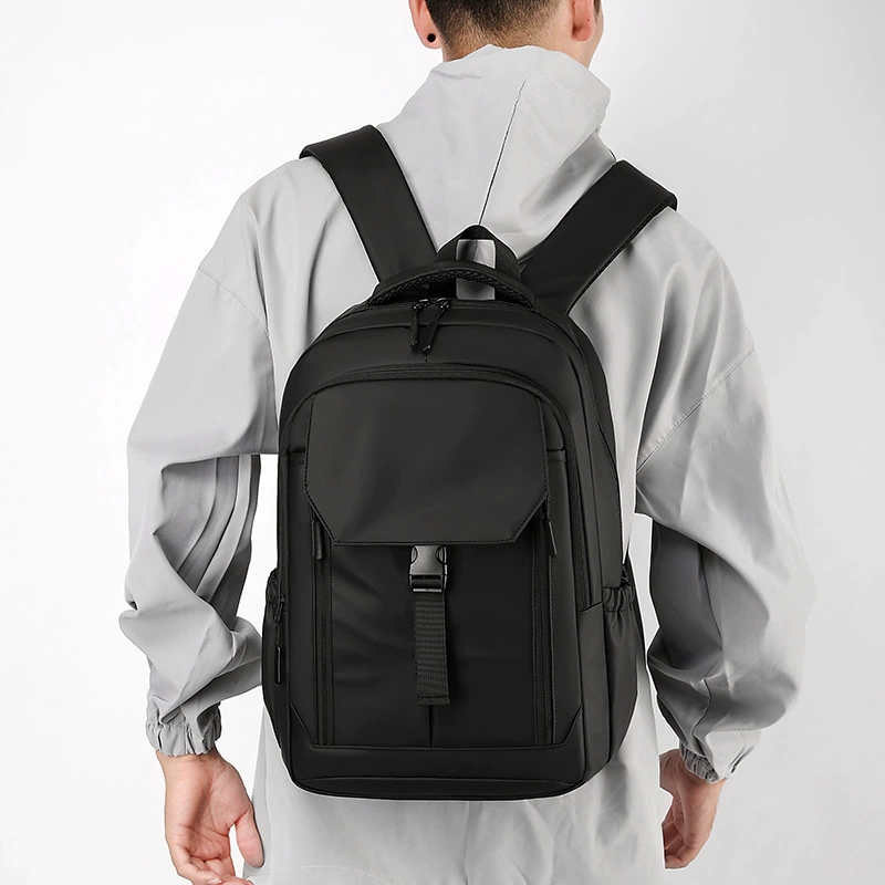 Capacious backpack for traveling, trend laptop, school bag for elementary school students, 15.6inch, simple and elegant design