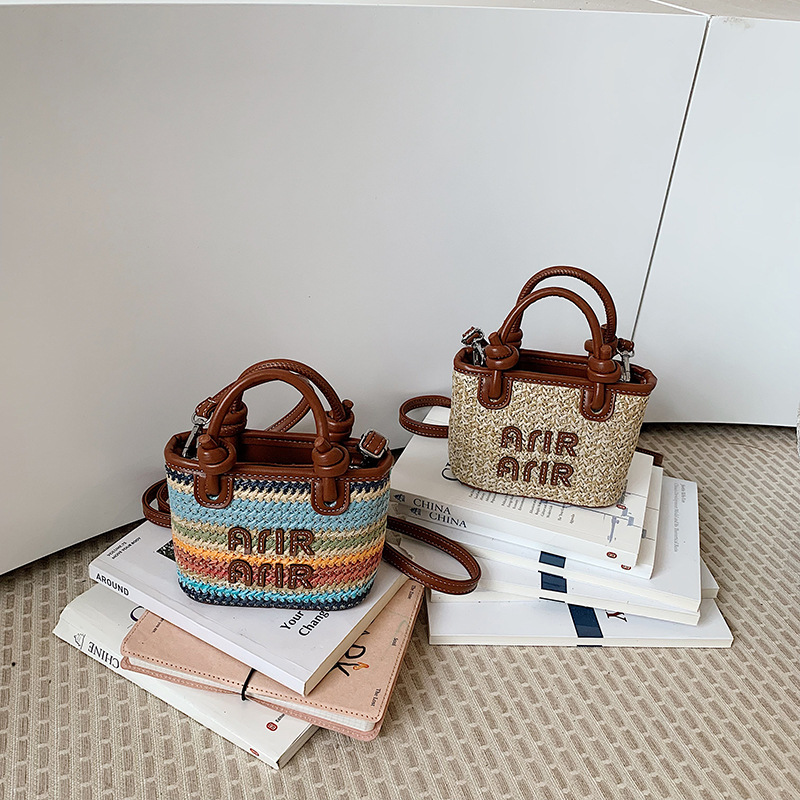 Cross-Border Letter-Print Straw Woven Women's Handbag, Fashionable and Stylish, Versatile, Niche Commuter Beach Shoulder Crossbody Children's Bag Trend