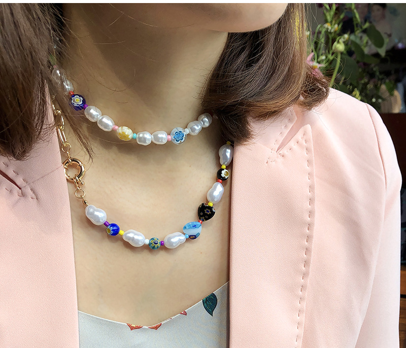 Européen Et Américain Bohème Style Diy Arc-en-couleur Verre Perle Fleur À La Main Chaîne Ronde Perles Collier Pour Femmes Court Perle Collier display picture 5