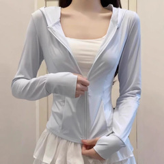 ブルーアイスシルク日焼け止め服女性用2025年夏新作スリムフィットトップスヨガウェアジャケットUVカットと涼感