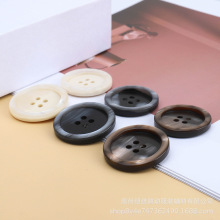 现货珠光扣仿贝壳四眼纽扣休闲裤子西裤西服时尚装饰扣批发